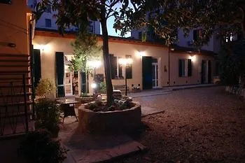*** Guest house Fh55 Med Guesthouse Florence Italy