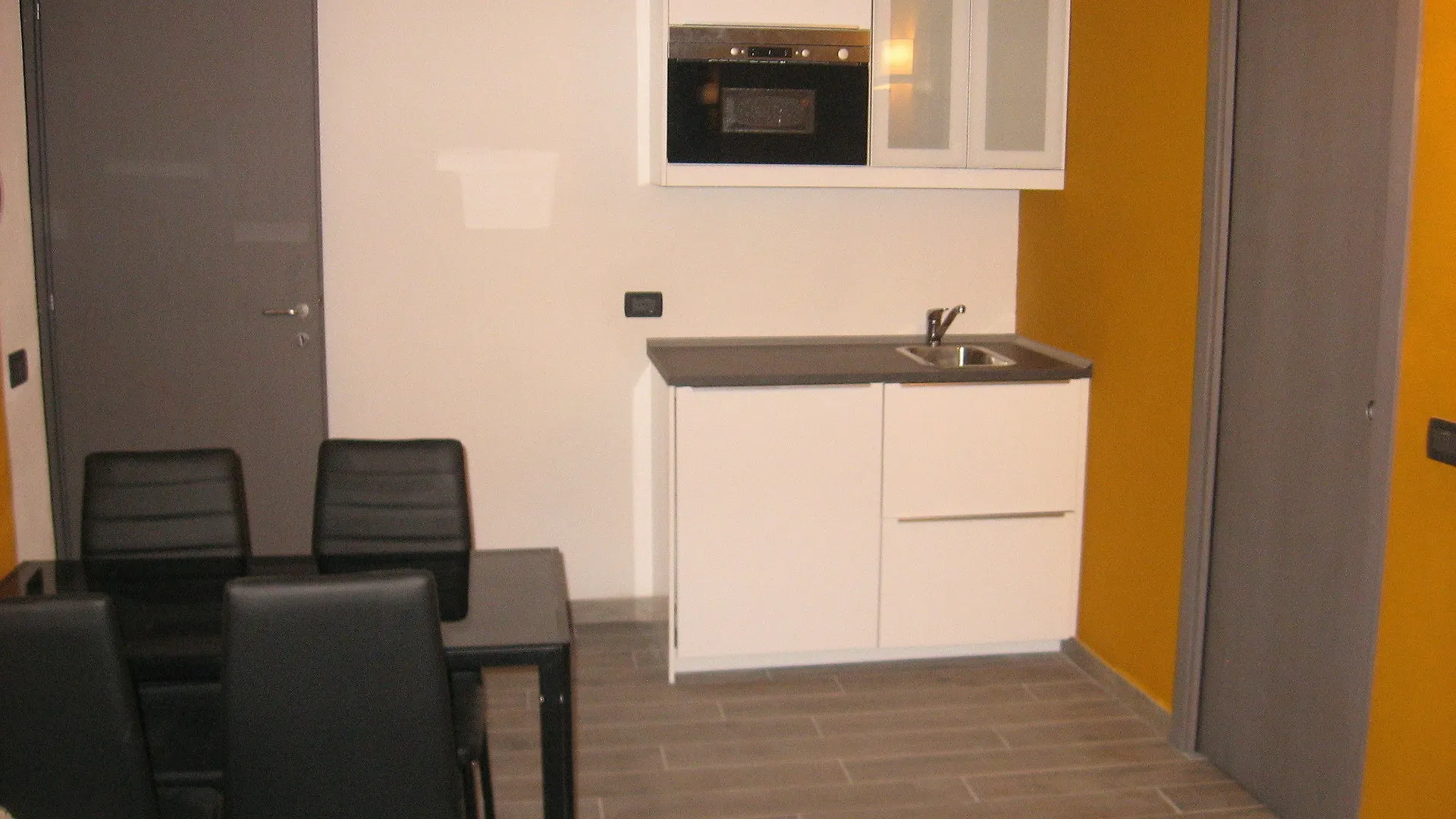 Fh55 Med Guesthouse Florence Italy